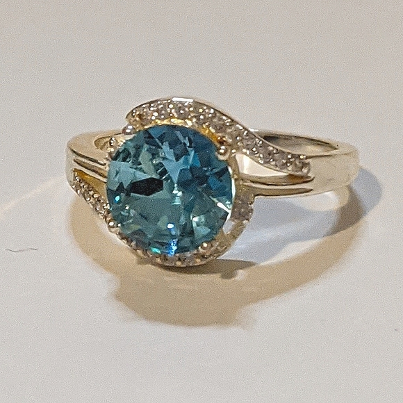 Silver-Tone Pavé & Stone Twist Ring size 8 - Picture 2 of 6